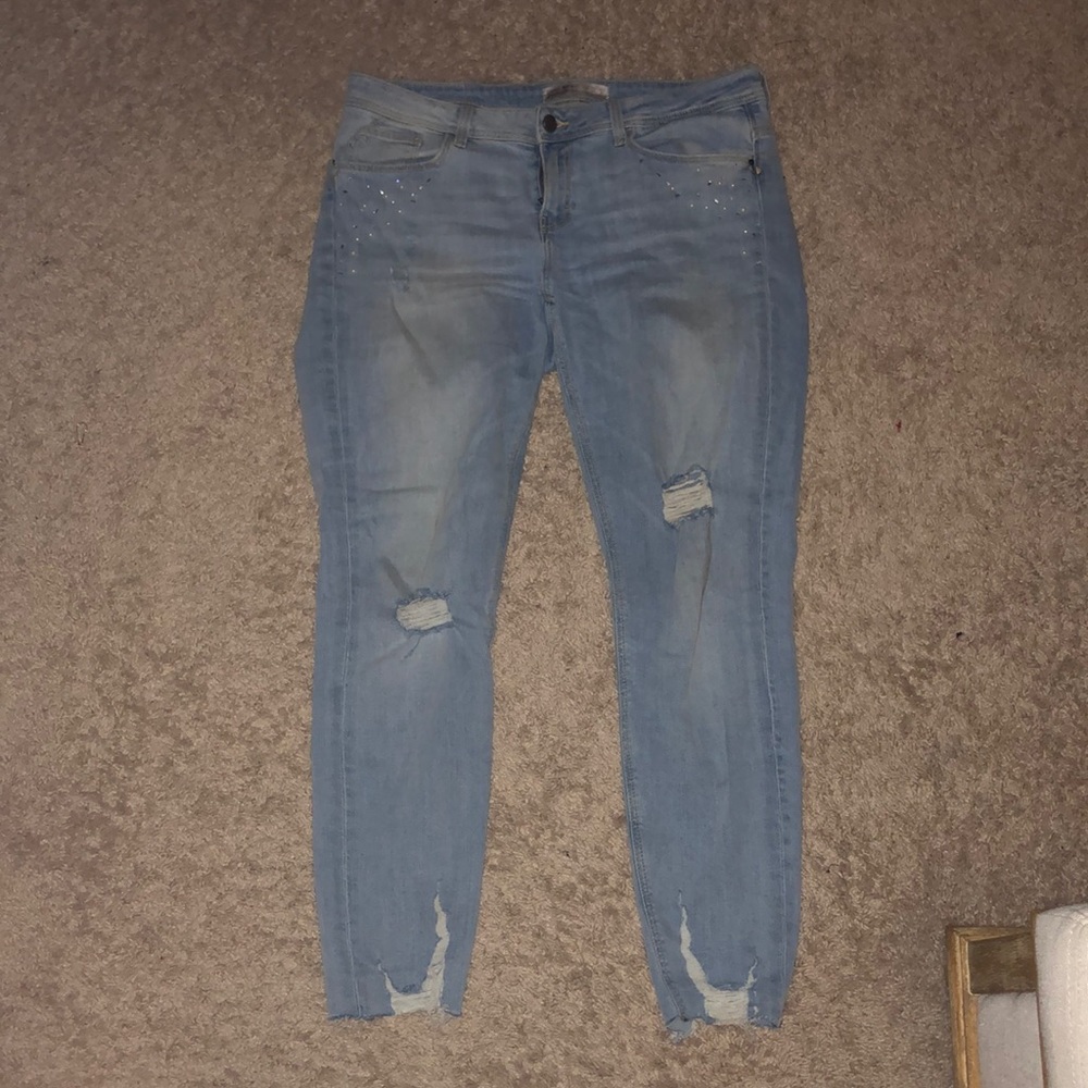 Zara Light Wash Stretch Jeans with pearls